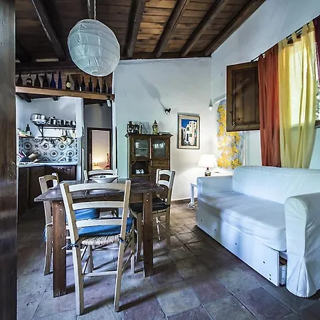 Casa Conigli Con Piscina Condivisa *