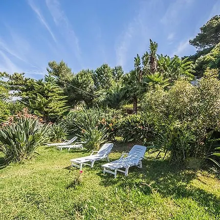 Holiday home Casa Conigli Con Piscina Condivisa