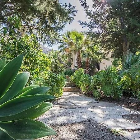 Casa Conigli Con Piscina Condivisa Holiday home *